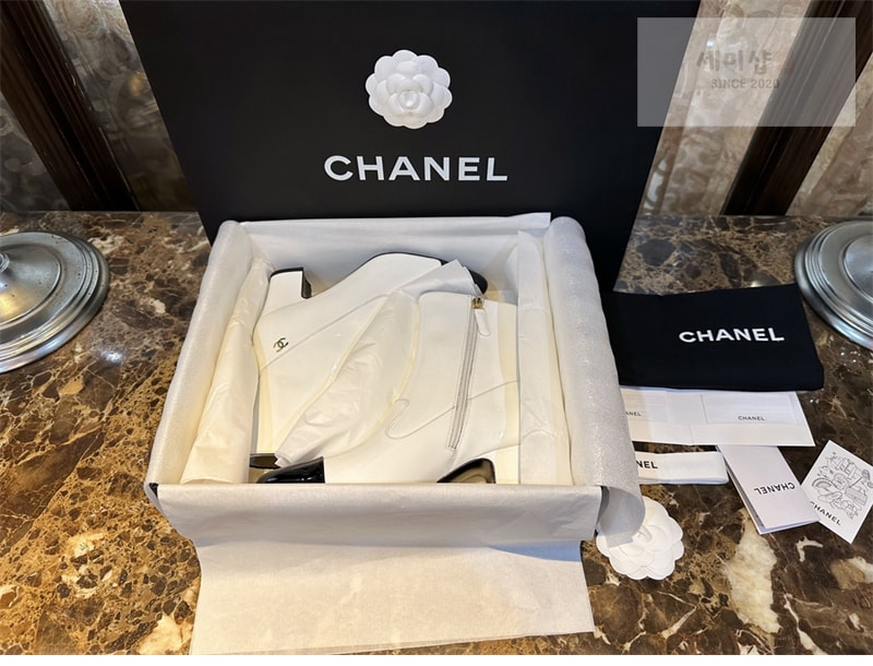 C H A N E L 샤넬 23b cc로고 페이턴트 투톤 앵클 부츠 신발 2번 이미지