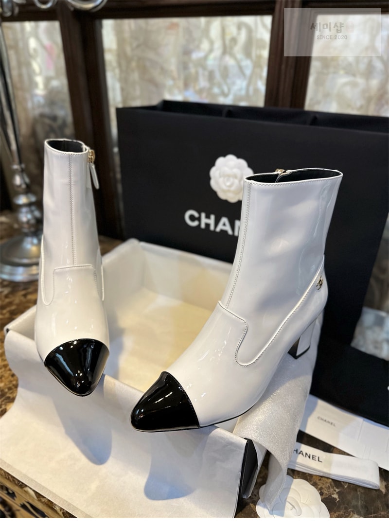 C H A N E L 샤넬 23b cc로고 페이턴트 투톤 앵클 부츠 신발 13번 이미지