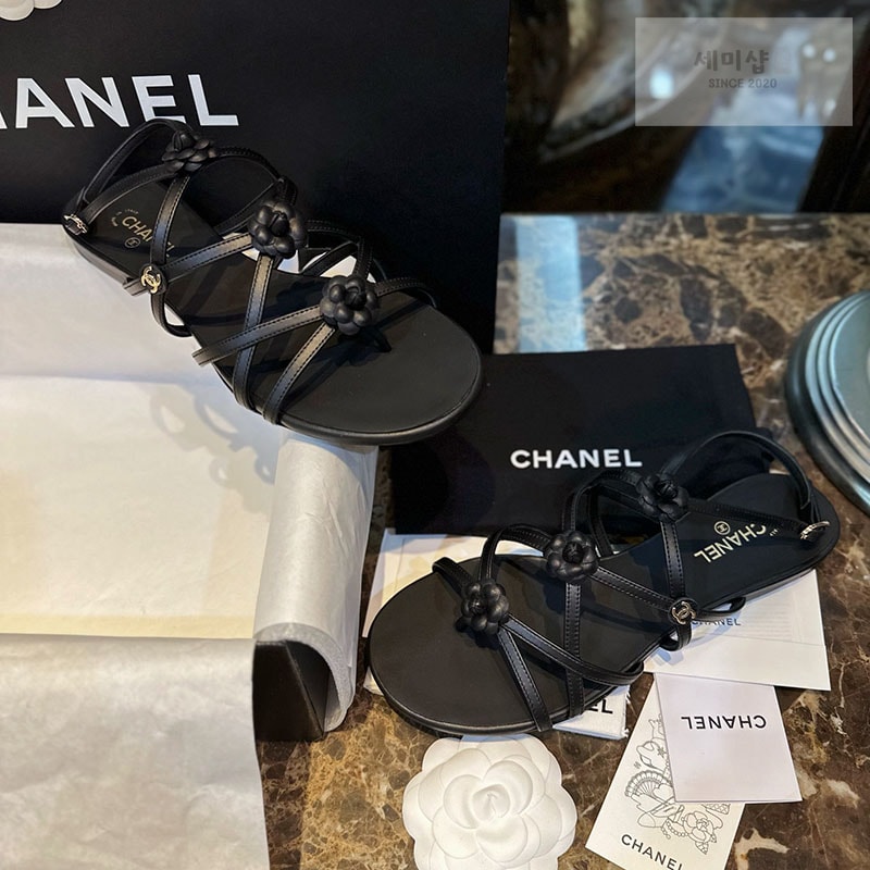 C H A N E L 샤넬 23c 까멜리아 스트랩 샌들 신발 1번 이미지
