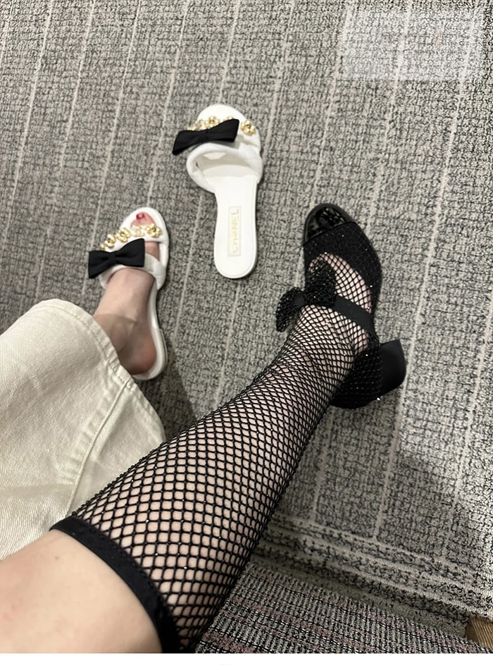 C H A N E L 샤넬 23s 리본 플라워 펄 슬리퍼 신발 2번 이미지