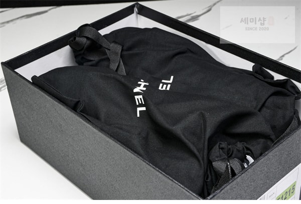 C H A N E L 샤넬 24A 카프스킨 퀼팅 CC로고 스니커즈 신발 33번 이미지