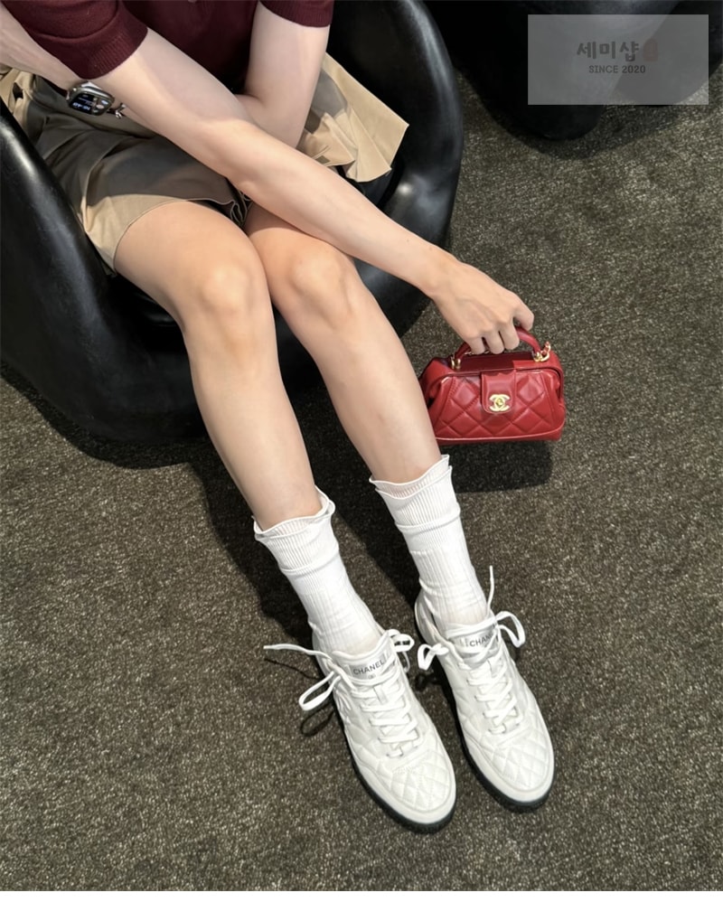 C H A N E L 샤넬 24A CC로고 스니커즈 신발 4번 이미지
