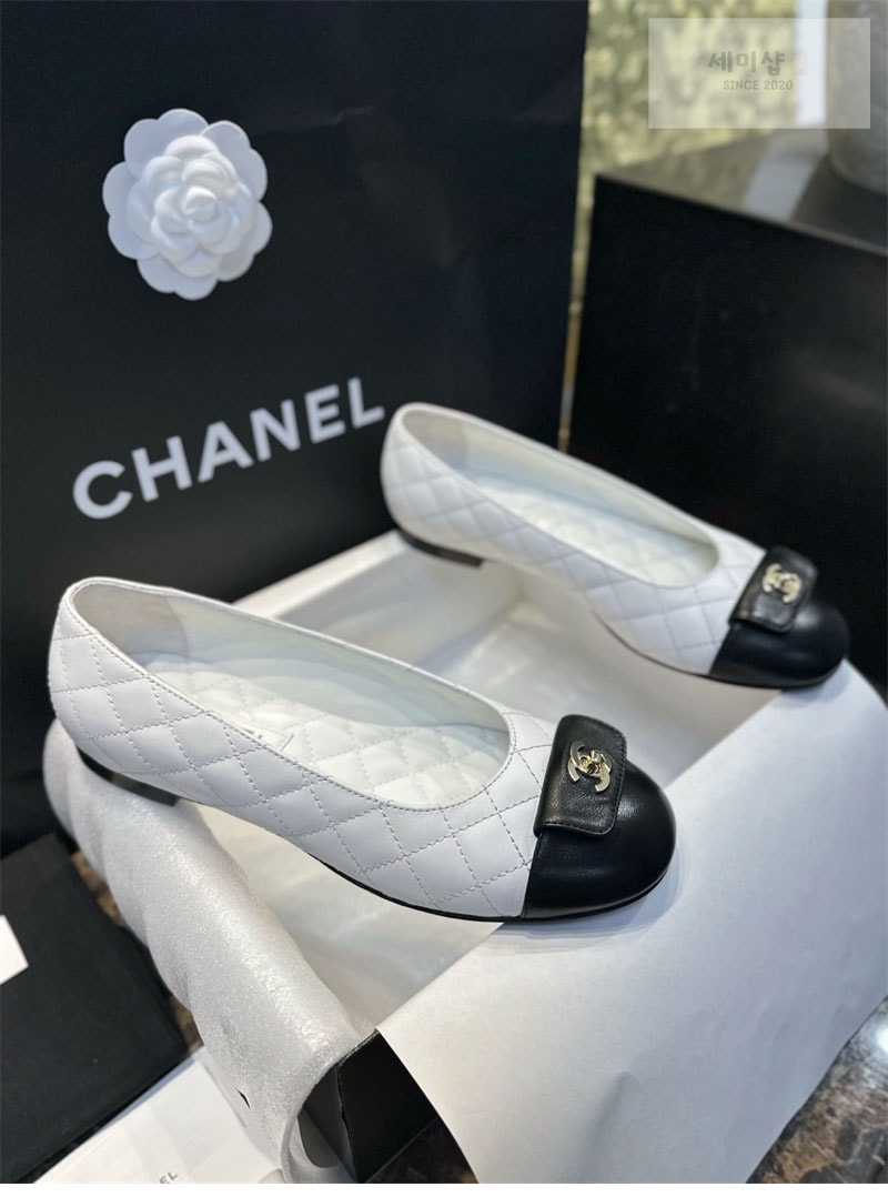 C H A N E L 샤넬 24B 클래식 발레리나 플랫 슈즈 블랙 신발 13번 이미지