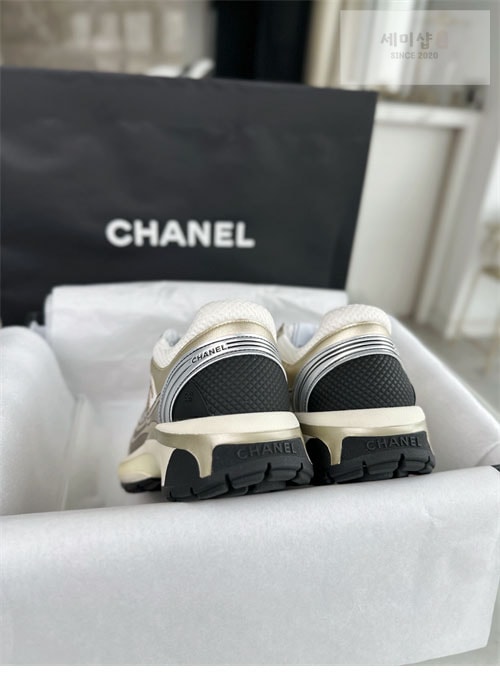 C H A N E L 샤넬 24C CC로고 크루즈 스니커즈 신발 9번 이미지