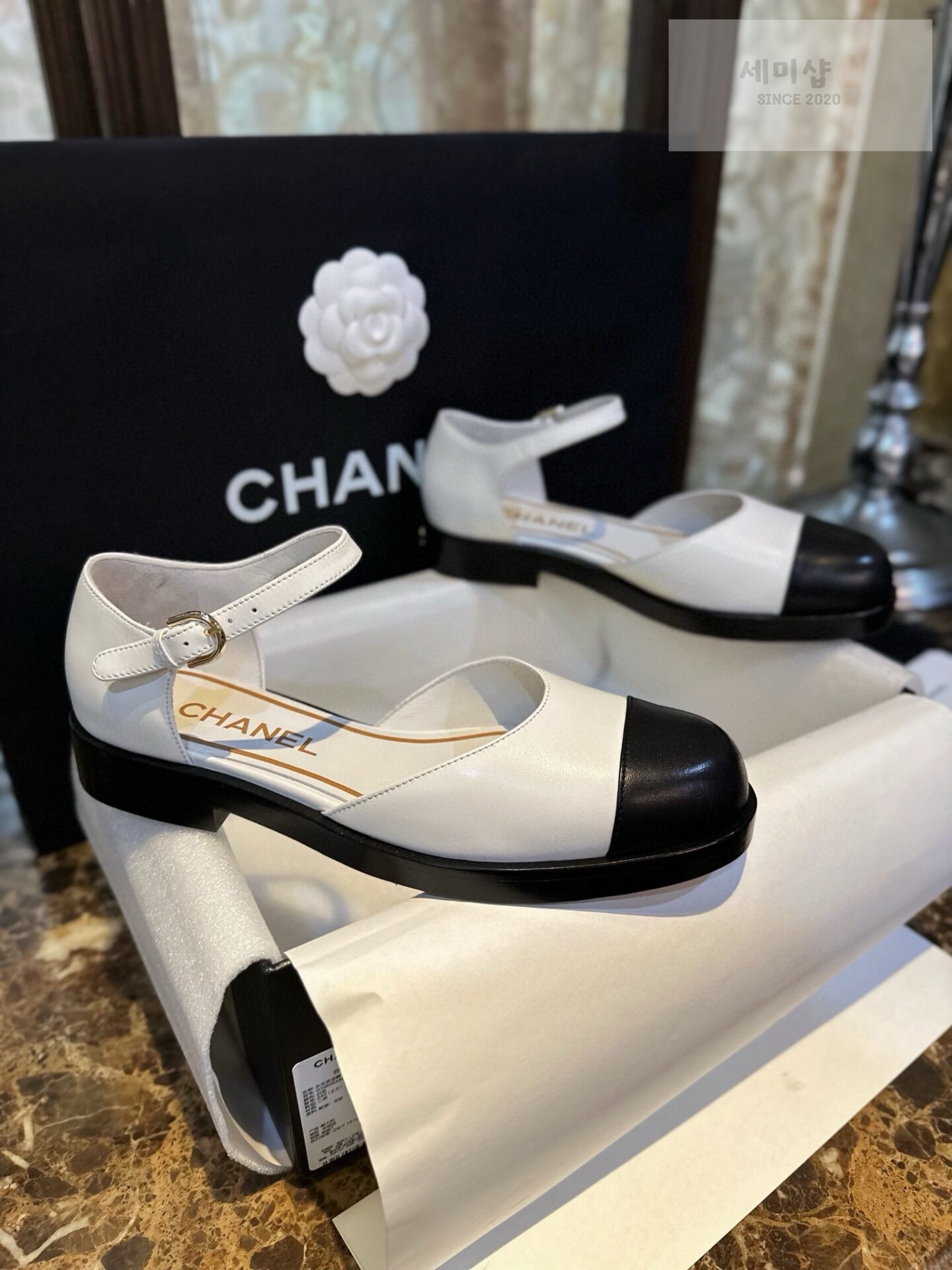 C H A N E L 샤넬 24P 투톤 메리제인 스트랩 샌들 플랫슈즈 “35SIZE – 41SIZE” 신발 5번 이미지