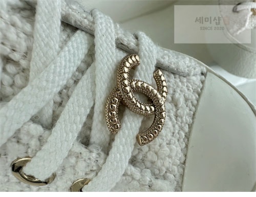 샤넬 샤넬 24P 트위드 골드 브로치 스니커즈 신발 4번 이미지