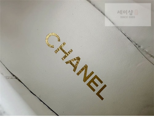 샤넬 샤넬 24P 트위드 골드 브로치 스니커즈 신발 16번 이미지
