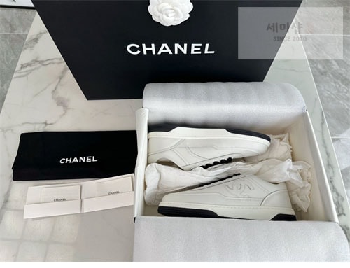 C H A N E L 샤넬 24P CC로고 스니커즈 신발 14번 이미지