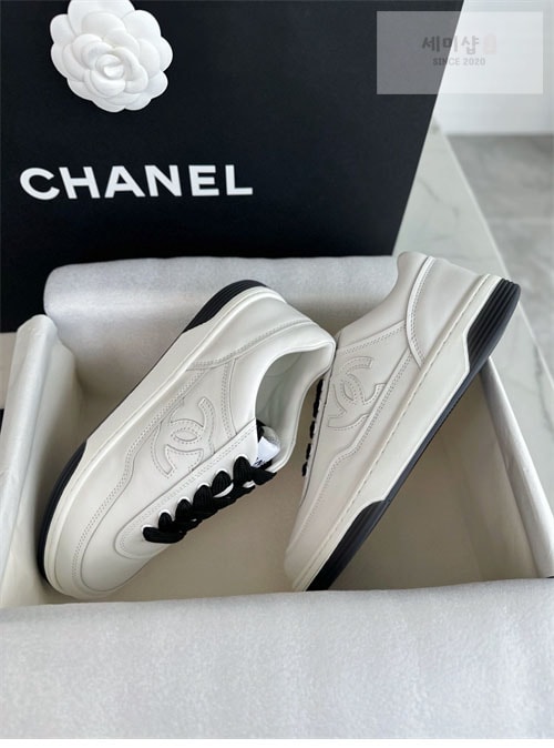 C H A N E L 샤넬 24P CC로고 스니커즈 신발 25번 이미지
