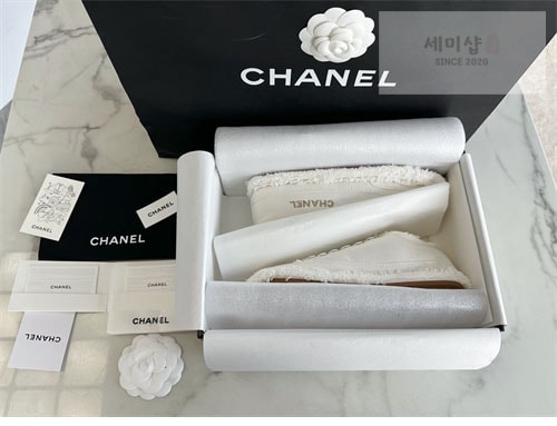 샤넬 샤넬 24S CC로고 테슬 스니커즈 신발 27번 이미지