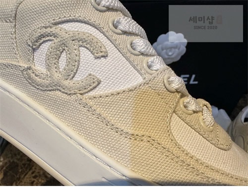 C H A N E L 샤넬 24c CC로고 크루즈 테니스 스니커즈 신발 15번 이미지