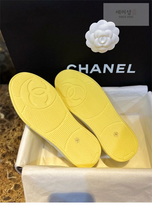 C H A N E L 샤넬 24c CC로고 크루즈 테니스 스니커즈 신발 10번 이미지