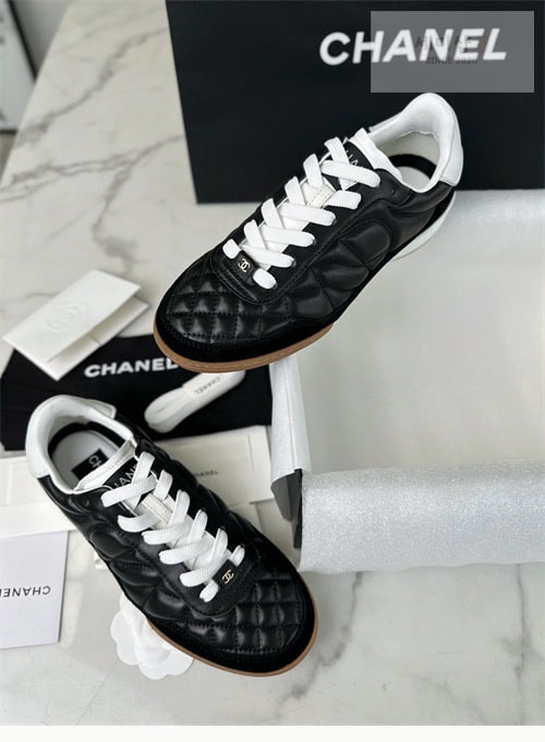 C H A N E L 샤넬 24k 퀼팅 스니커즈 신발 4번 이미지
