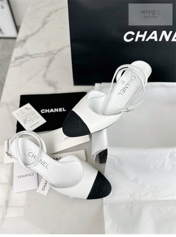 C H A N E L 샤넬 24s 슬링백 신발 19번 이미지