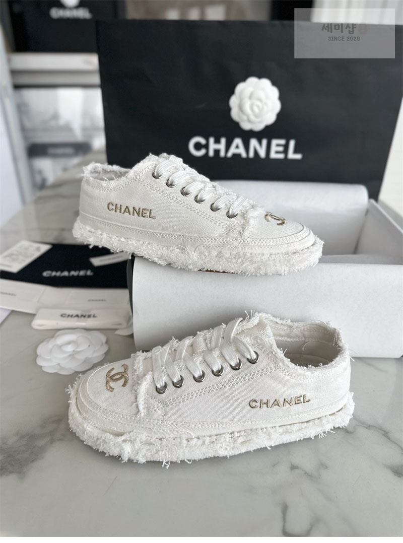 C H A N E L 샤넬 24s CC로고 태슬 데님 스니커즈 신발 8번 이미지