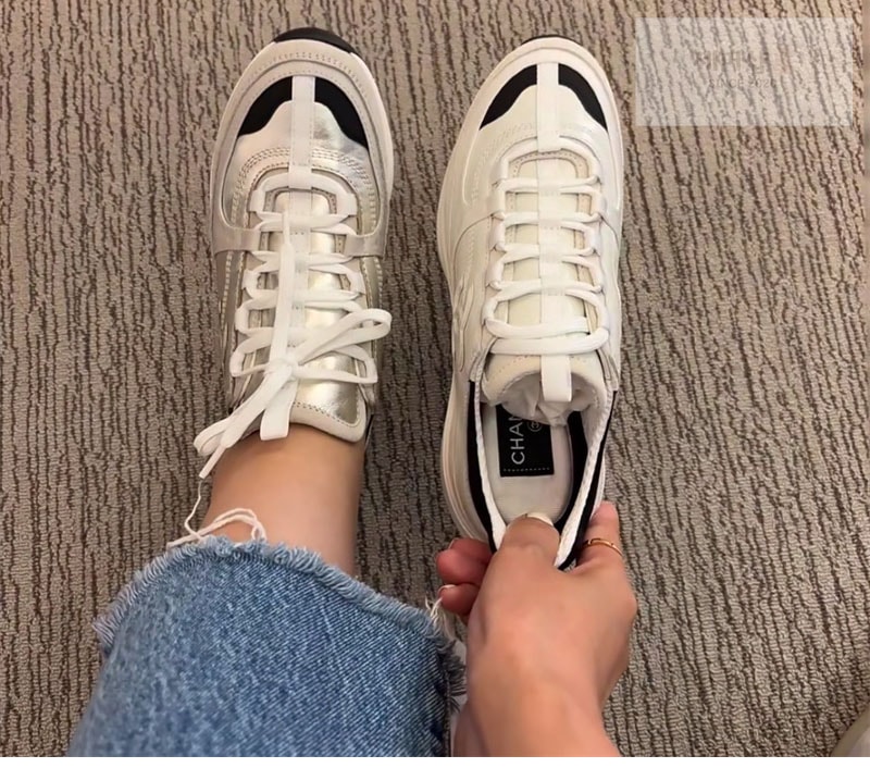 C H A N E L 샤넬 25A CC로고 스니커즈 실버 신발 2번 이미지