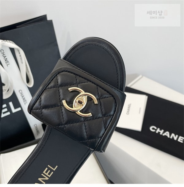 C H A N E L 샤넬 25A CC로고 퀼팅 뮬 슬리퍼 신발 3번 이미지