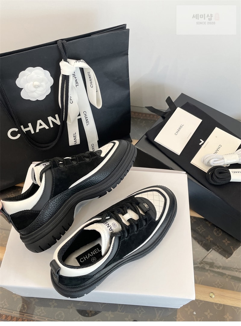 C H A N E L 샤넬 25B 퀼팅 스니커즈 블랙 신발 8번 이미지