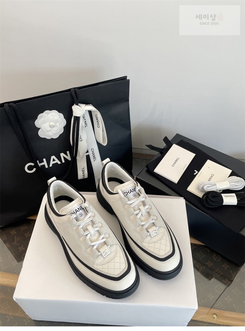 C H A N E L 샤넬 25B 퀼팅 스니커즈 블랙 신발 10번 이미지