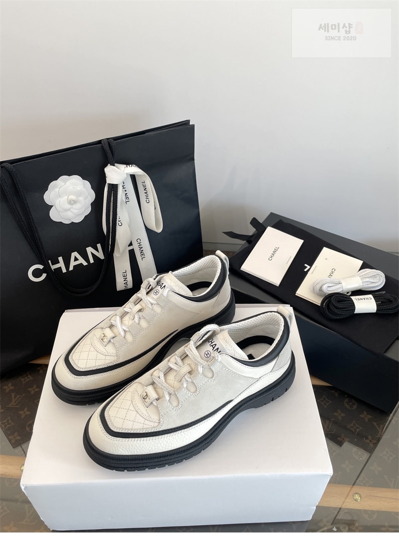 C H A N E L 샤넬 25B 퀼팅 스니커즈 블랙 신발 12번 이미지
