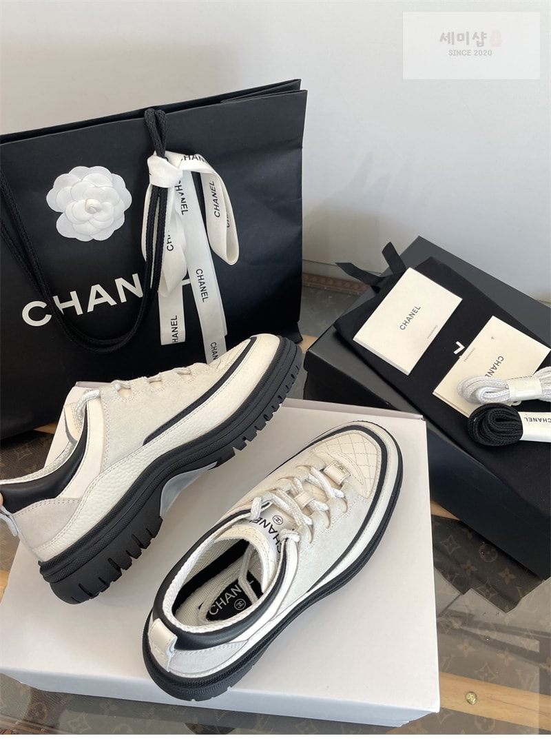 C H A N E L 샤넬 25B 퀼팅 스니커즈 블랙 신발 13번 이미지