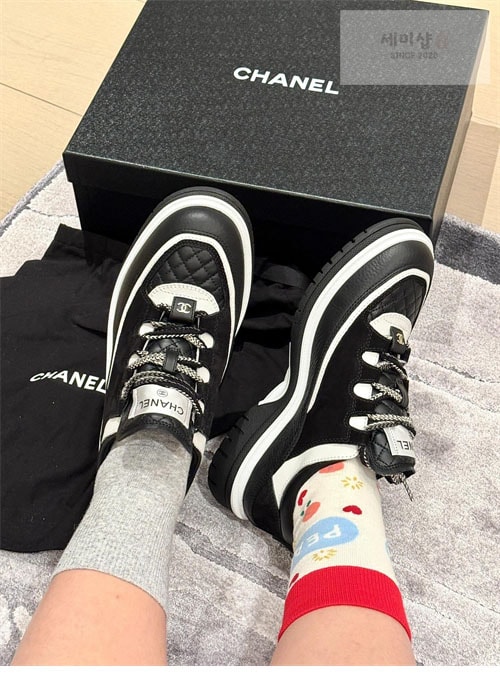 C H A N E L 샤넬 25C 믹스드파이버 스니커즈 신발 36번 이미지