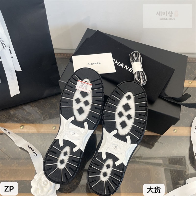 C H A N E L 샤넬 25C 크루즈 스니커즈 화이트 신발 20번 이미지
