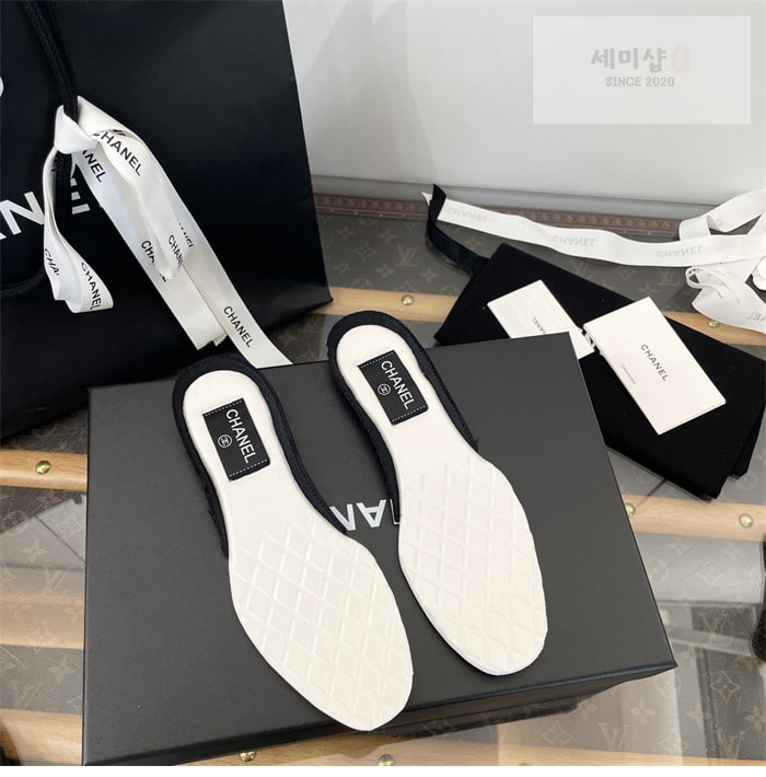 C H A N E L 샤넬 25C 크루즈 스니커즈 신발 27번 이미지