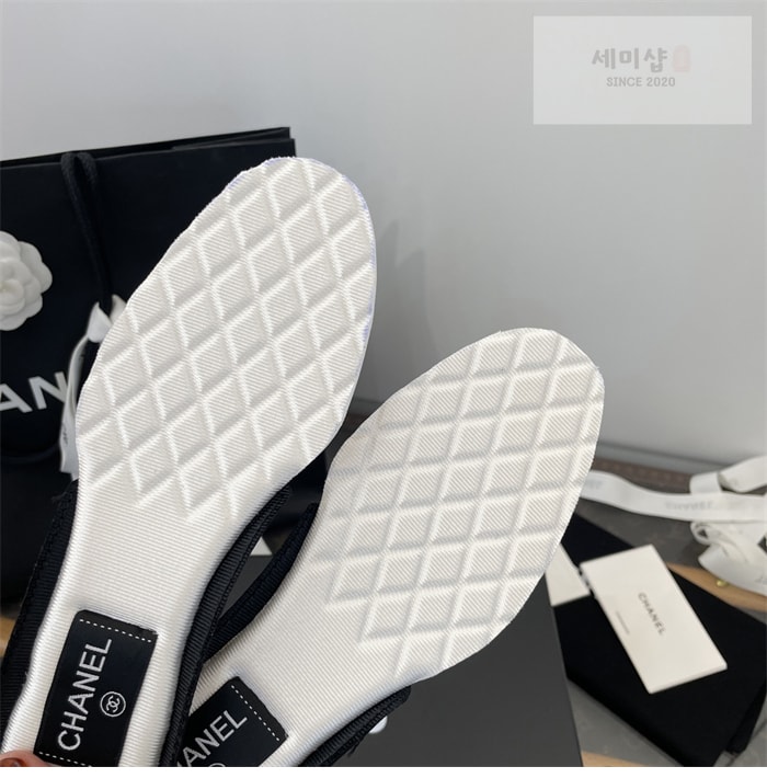 C H A N E L 샤넬 25C 크루즈 스니커즈 신발 29번 이미지