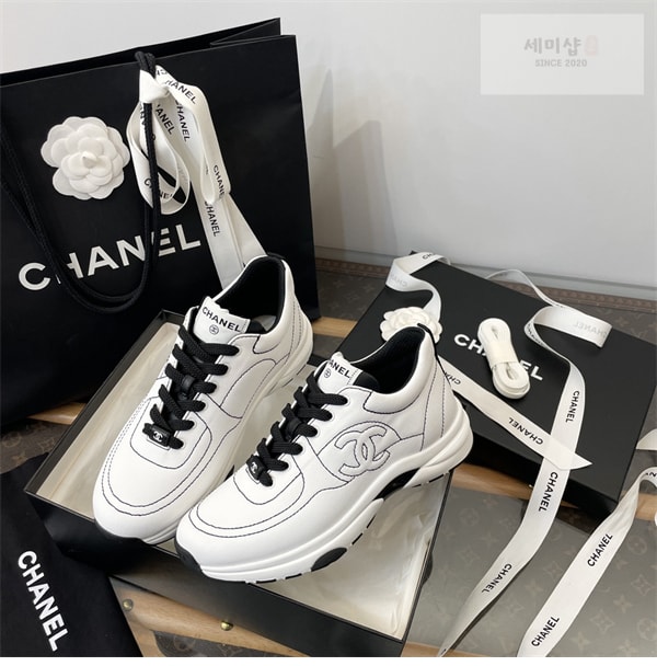 C H A N E L 샤넬 25C 크루즈 스니커즈 신발 5번 이미지