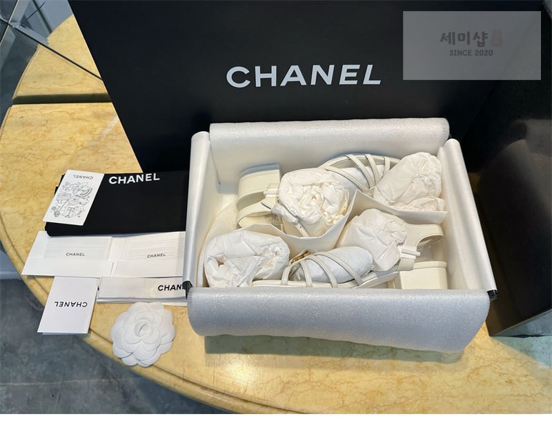 C H A N E L 샤넬 25P 미드힐 램스킨 샌들 신발 2번 이미지