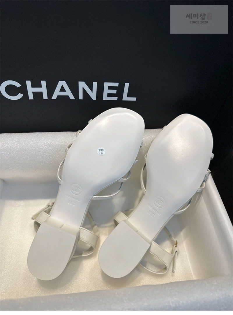 C H A N E L 샤넬 25P 미드힐 램스킨 샌들 신발 8번 이미지