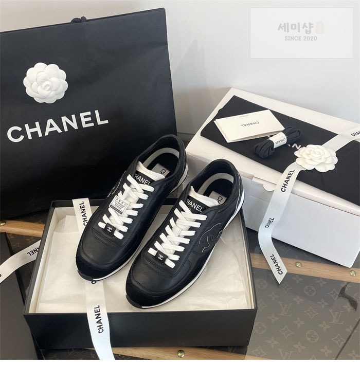 C H A N E L 샤넬 25SS 프리 CC로고 스니커즈 신발 6번 이미지