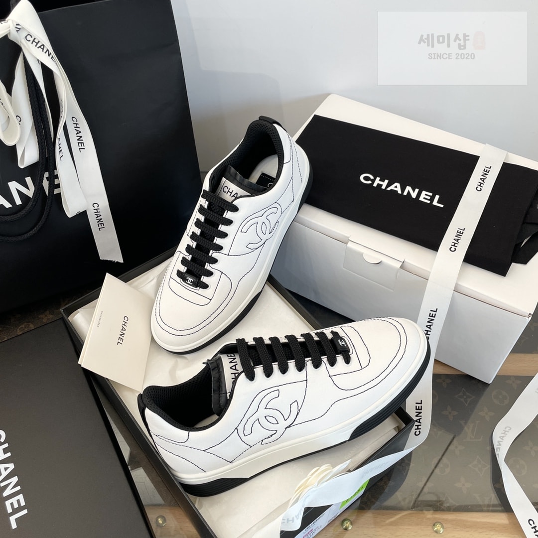 C H A N E L 샤넬 25 코튼 스니커즈 신발 5번 이미지