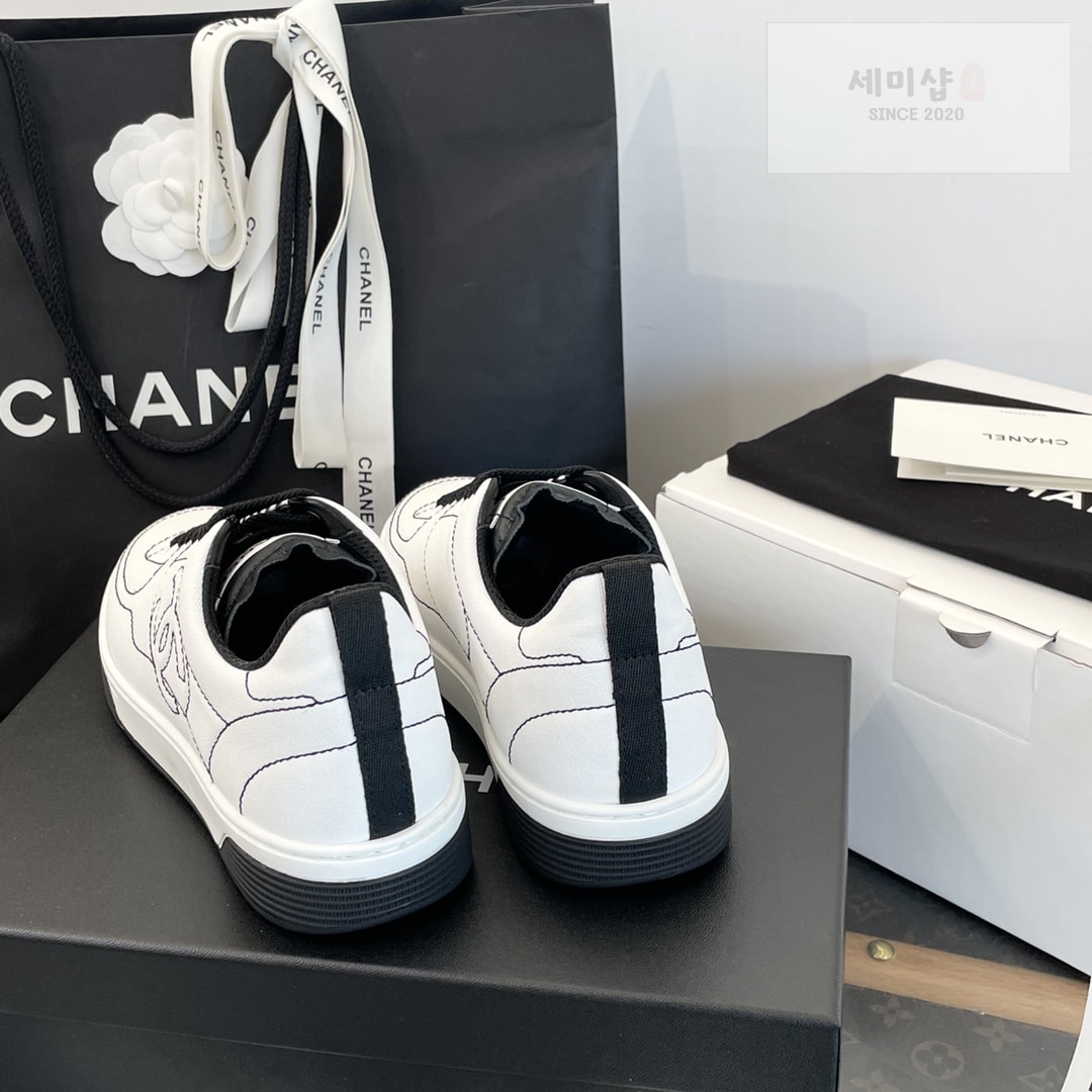 C H A N E L 샤넬 25 코튼 스니커즈 신발 9번 이미지