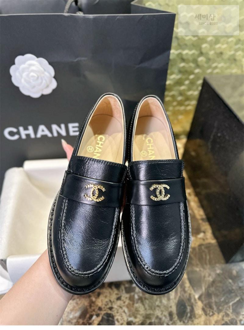 C H A N E L 샤넬 25 크루즈 컬렉션 로퍼 신발 10번 이미지