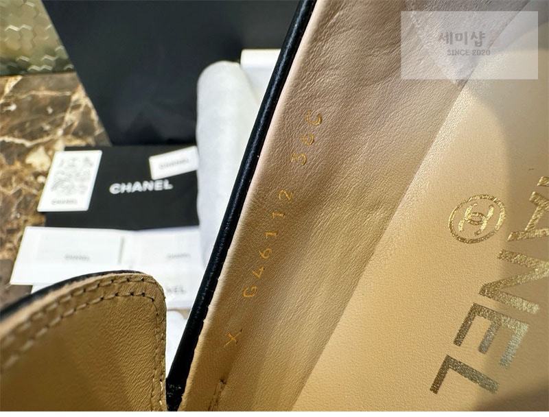 C H A N E L 샤넬 25 크루즈 컬렉션 로퍼 신발 19번 이미지