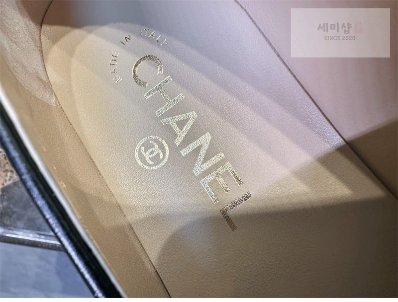 C H A N E L 샤넬 25 크루즈 컬렉션 로퍼 신발 20번 이미지