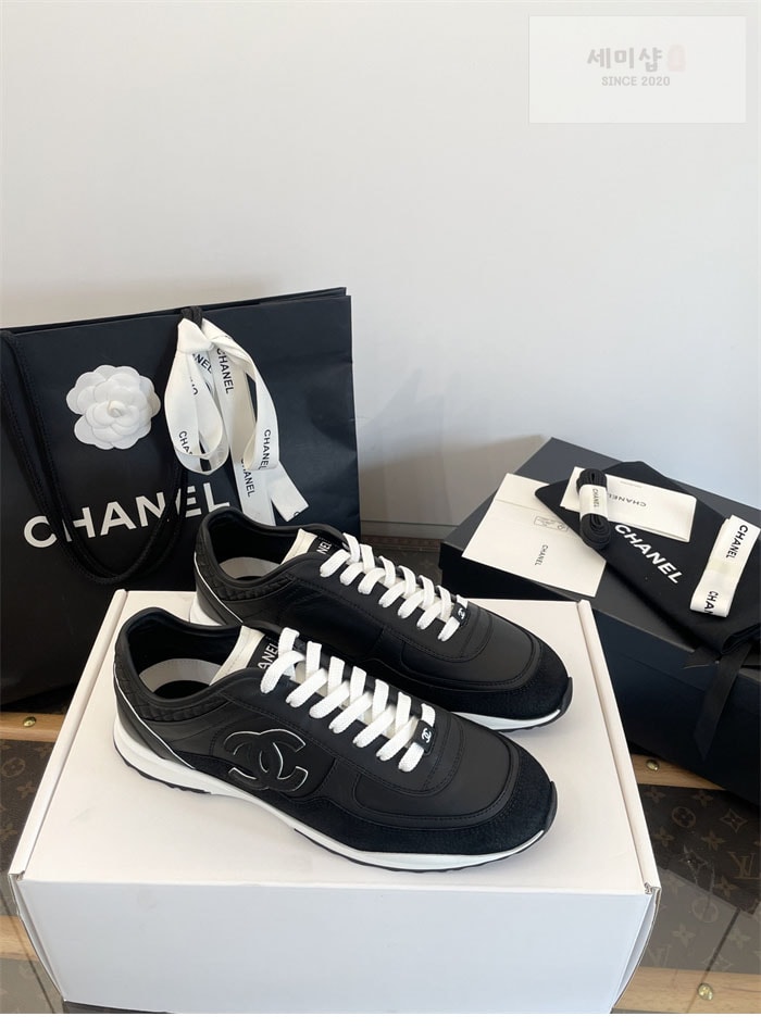C H A N E L 샤넬 25 CC로고 스니커즈 검흰 화이트 신발 8번 이미지