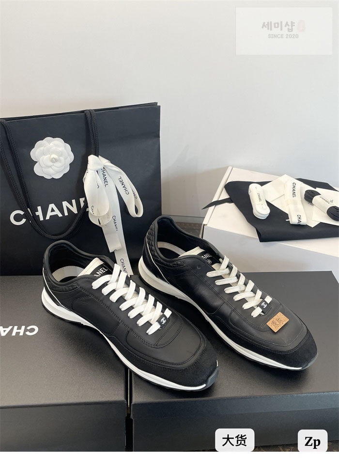C H A N E L 샤넬 25 CC로고 스니커즈 검흰 화이트 신발 16번 이미지