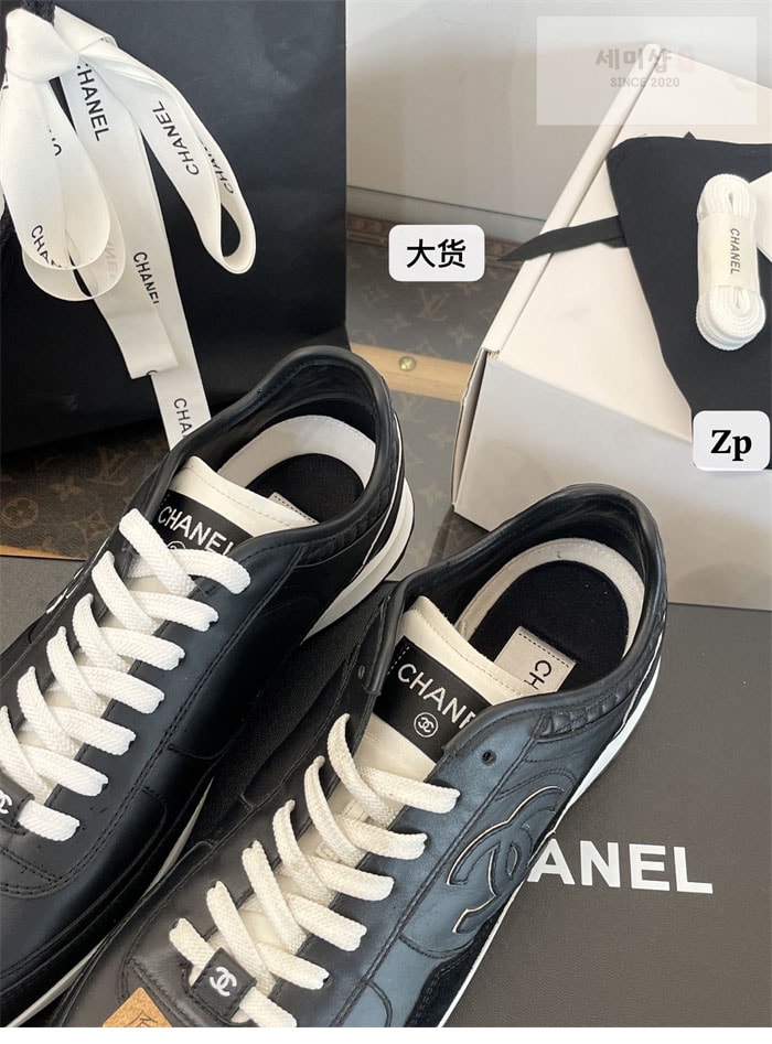 C H A N E L 샤넬 25 CC로고 스니커즈 검흰 화이트 신발 18번 이미지