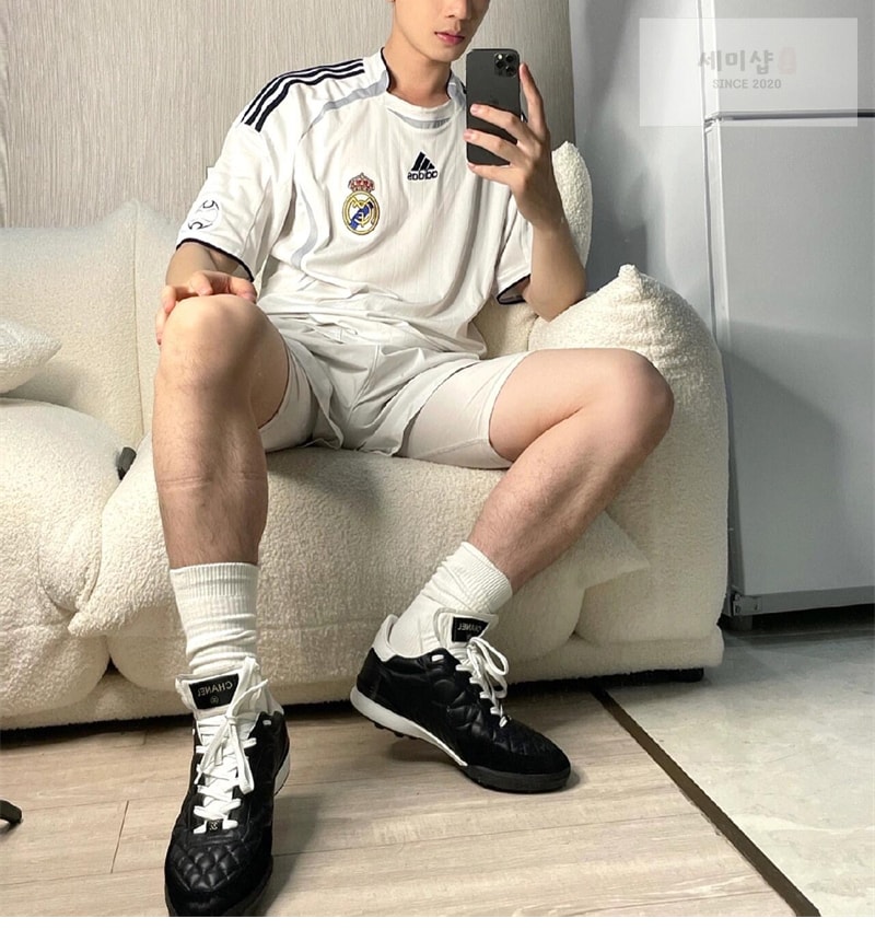 C H A N E L 샤넬 25 CC로고 스니커즈 남성용 블랙 신발 2번 이미지