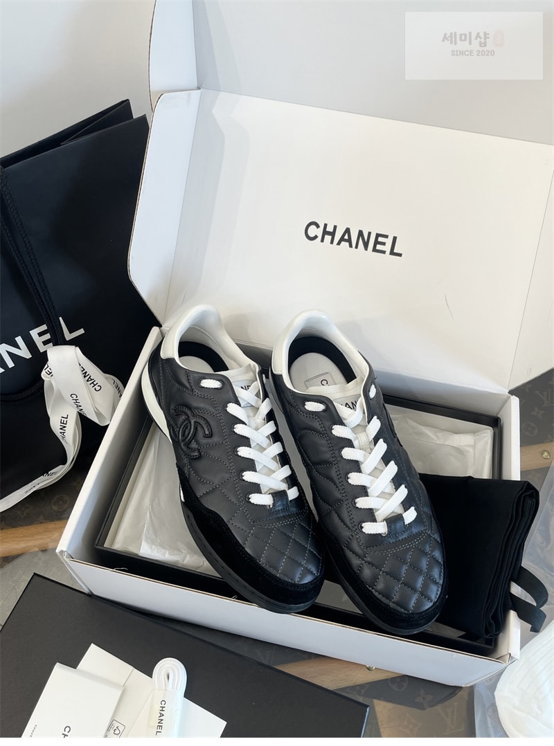 C H A N E L 샤넬 25 CC로고 스니커즈 남성용 블랙 신발 4번 이미지
