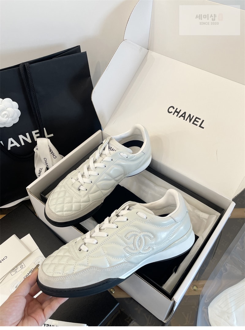 C H A N E L 샤넬 25 CC로고 스니커즈 남성용 블랙 신발 10번 이미지