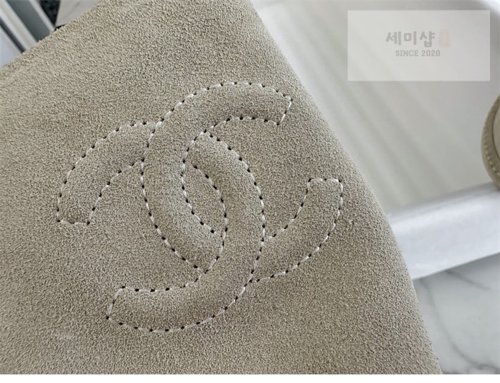 C H A N E L 샤넬 25c CC로고 스웨이드 롱 부츠 신발 17번 이미지