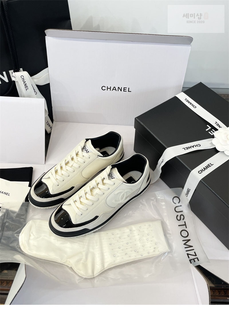 C H A N E L 샤넬 25k CC로고 스니커즈 신발 21번 이미지