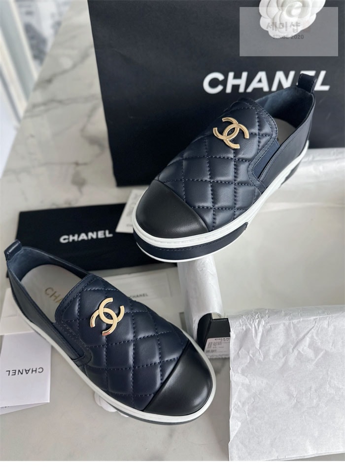 C H A N E L 샤넬 CC로고 퀼팅 슬립온 신발 3번 이미지