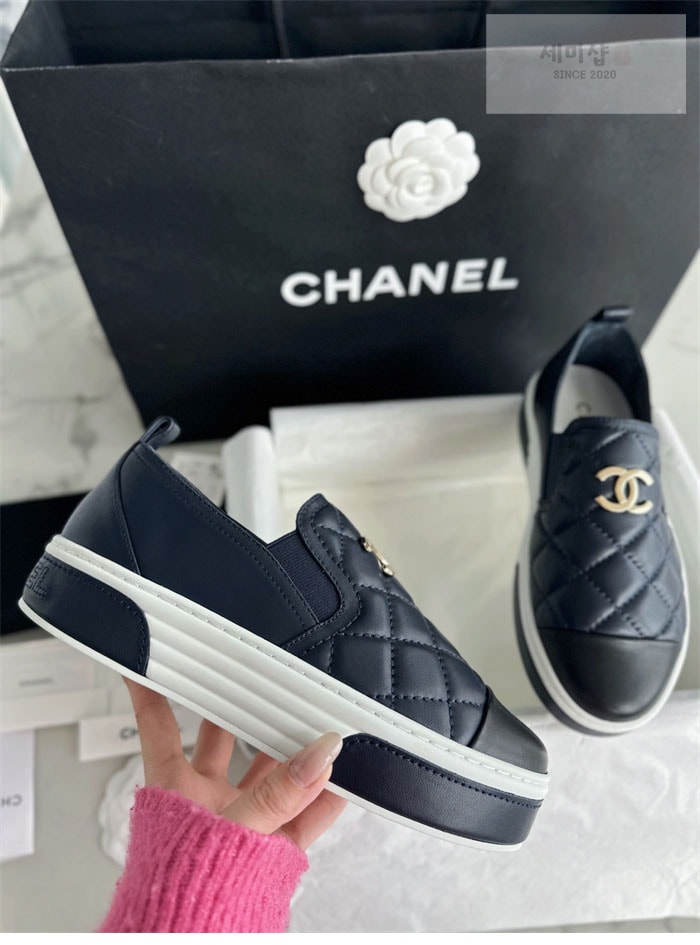 C H A N E L 샤넬 CC로고 퀼팅 슬립온 신발 5번 이미지