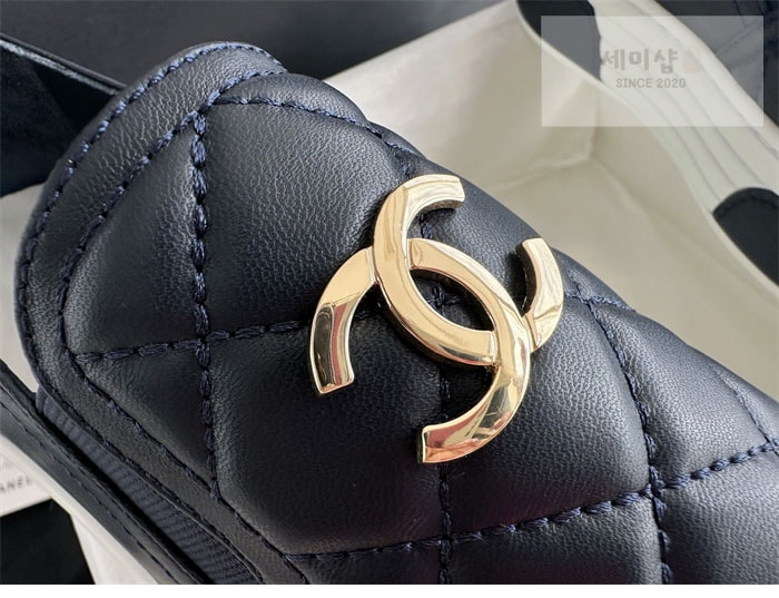 C H A N E L 샤넬 CC로고 퀼팅 슬립온 신발 11번 이미지