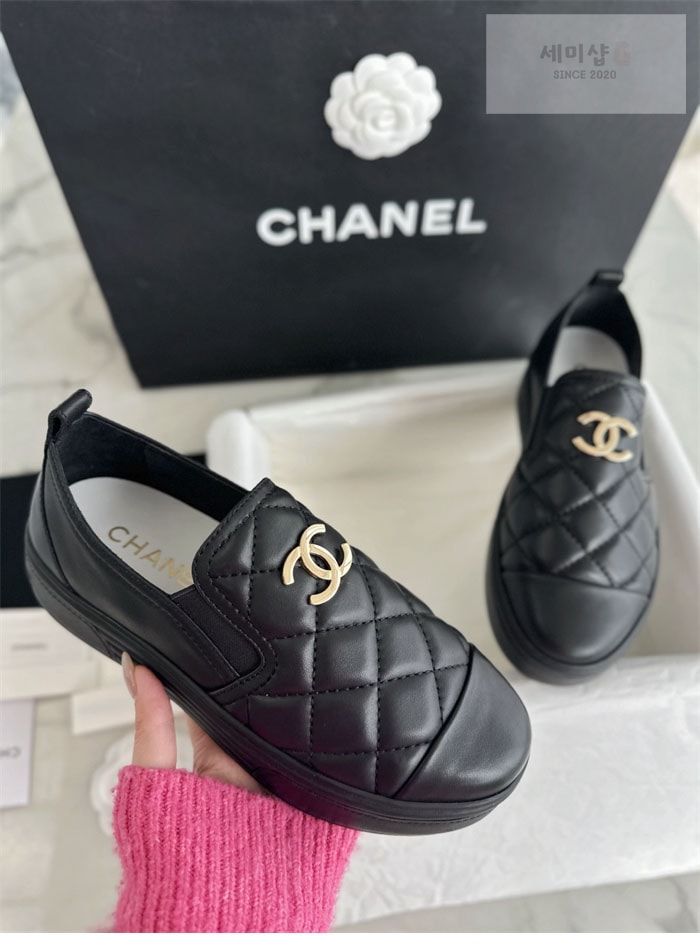 C H A N E L 샤넬 CC로고 퀼팅 슬립온 신발 9번 이미지